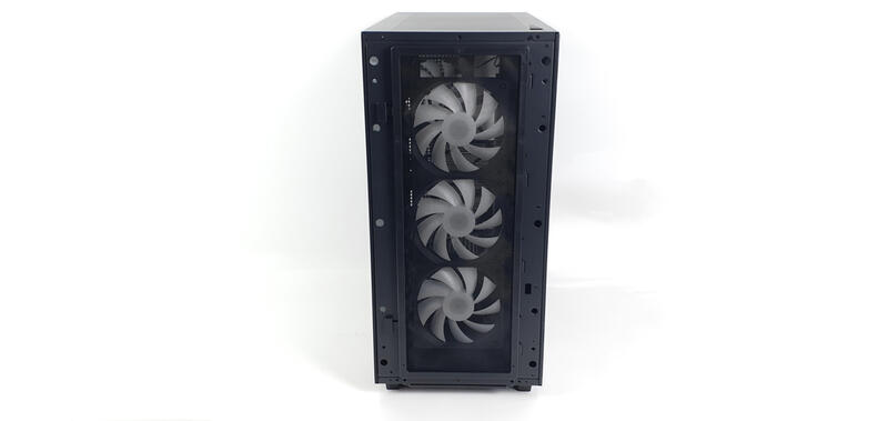 Sharkoon Rebel C70G RGB - Front ohne Blende Sharkoon Rebel C70G RGB - Front ohne Blende