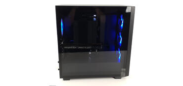 Sharkoon Rebel C70G RGB - Seite mit Beleuchtung