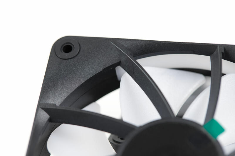Corsair iCUE LINK RX120 RGB Starter Kit Frame Corsair iCUE LINK RX120 RGB Starter Kit Frame