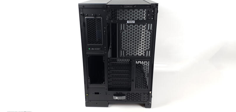 Corsair 6500X - Rückseite