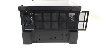 Corsair 6500X - Unterseite
