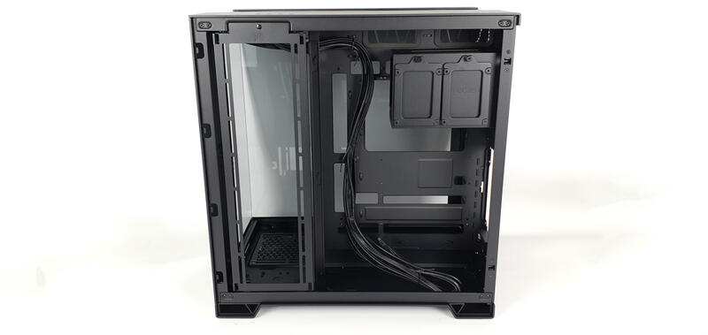 Corsair 6500X - rechte Seite geöffnet