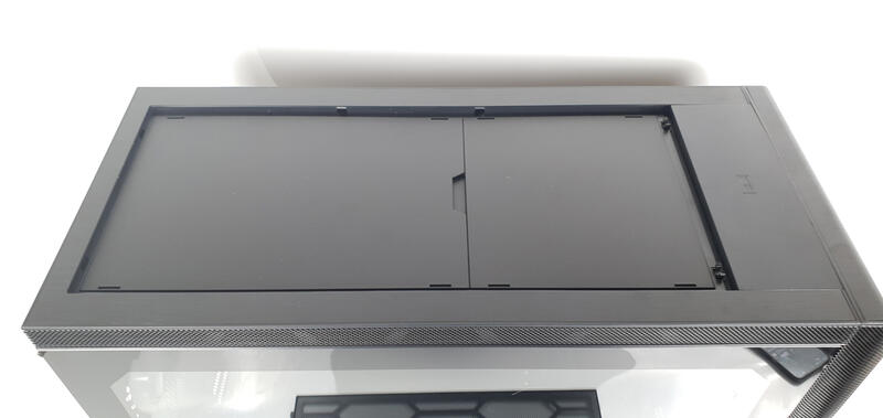 be quiet! Dark Base Pro 901 - Oberseite 2 be quiet! Dark Base Pro 901 - Oberseite 2