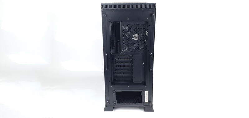 be quiet! Dark Base Pro 901 - Rückseite be quiet! Dark Base Pro 901 - Rückseite