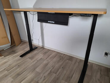 FlexiSpot E7 Pro 020 - Komplett ausgefahrener Tisch