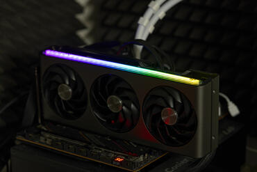 Sapphire Radeon RX 7700 XT Nitro+ ARGB 2