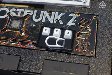 Sapphire Radeon RX 7700 XT Frostpunk 2 Keycaps