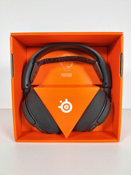 SteelSeries Arctis Nova 5 Wireless 011 - Headset in Verpackung SteelSeries Arctis Nova 5 Wireless 011 - Headset in Verpackung