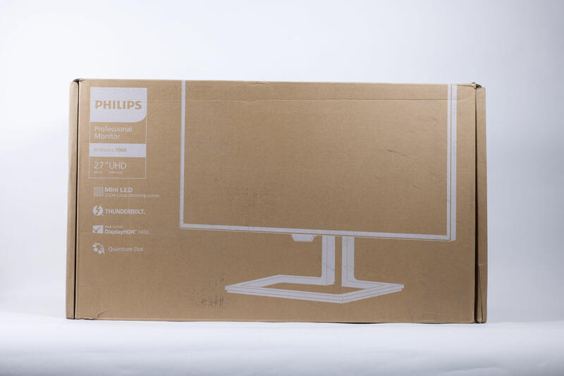 Philips Brilliance 7000 27B1U7903 Karton Philips Brilliance 7000 27B1U7903 Karton