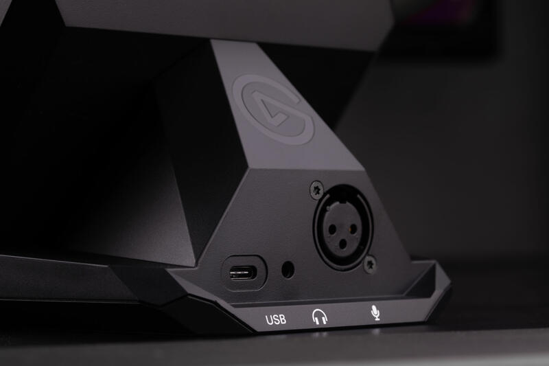 Stream Deck + mit neuem XLR-Dock und USB-Hub Stream Deck + mit neuem XLR-Dock und USB-Hub