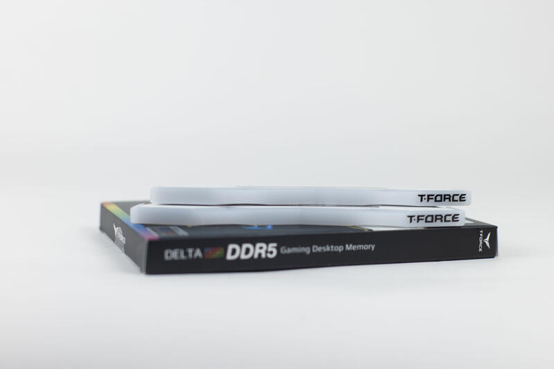 TeamGroup T-Force DELTA RGB 32GB DDR5 Design TeamGroup T-Force DELTA RGB 32GB DDR5 Design