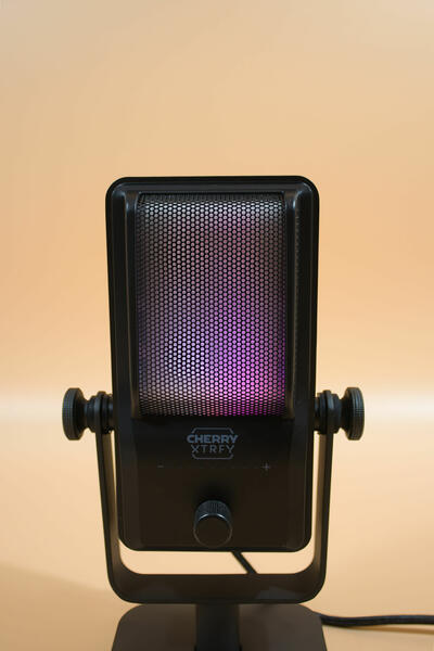 Cherry XTRFY Ngale R Beleuchtung Lila Cherry XTRFY Ngale R Beleuchtung Lila