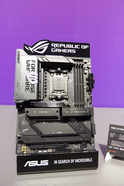 ASUS STRIX X870-E Gaming WIFI ASUS STRIX X870-E Gaming WIFI