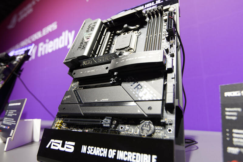 ASUS STRIX X870-E Gaming WIFI ASUS STRIX X870-E Gaming WIFI