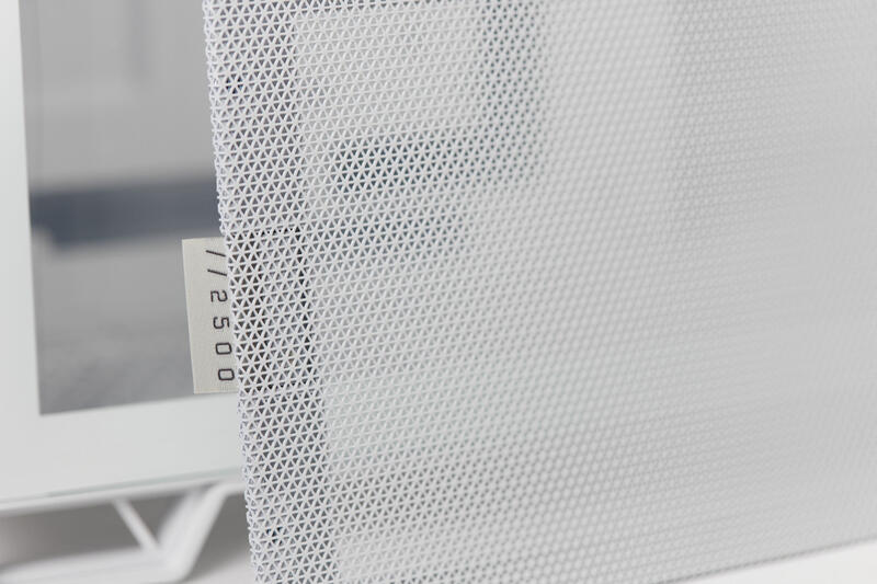 Corsair 2500X Top-Mesh-Label
