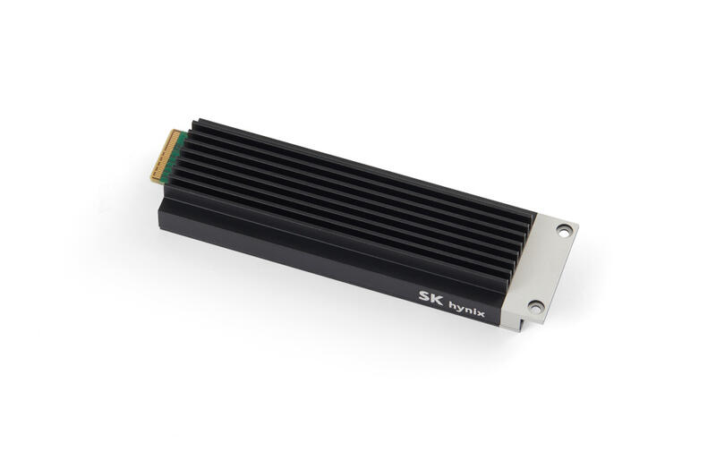 SK hynix PEB110 E1.S SSD Kühler SK hynix PEB110 E1.S SSD Kühler