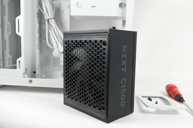 NZXT C1500 PLATINUM Einbau