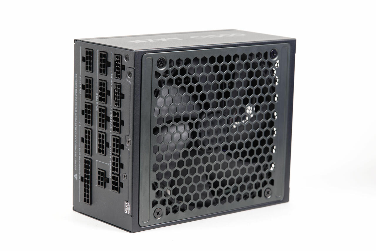 NZXT C1500 PLATINUM Test Review  Bild © PCMasters.de