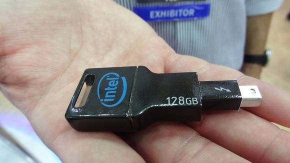 Intel Thunderbolt Speicherstick