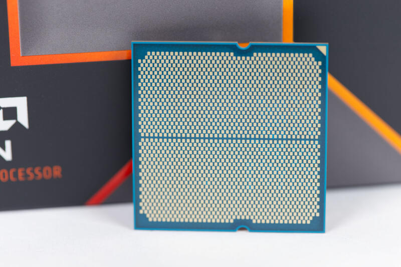 AMD Ryzen 9 9950X Rückseite AMD Ryzen 9 9950X Rückseite