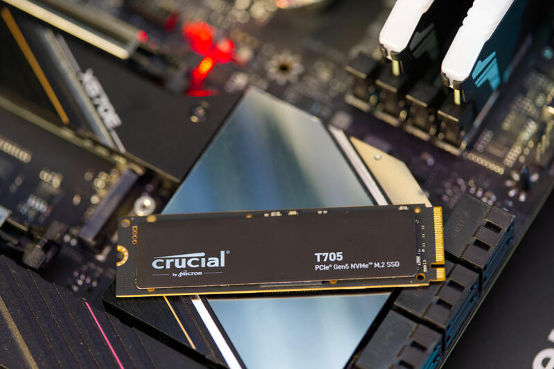 Crucials Black Friday SSD-Angebote mit bis zu 35 % Rabatt auf PCIe-Gen5 NVMe und tragbare SSDs