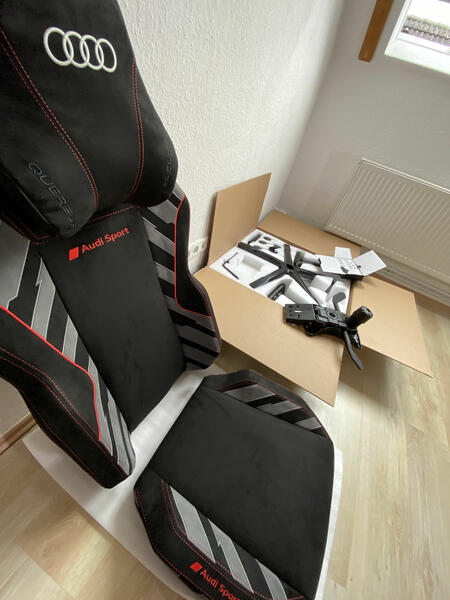 Quersus VAOS.3 Audi 009 Ausgepackter Stuhl 01 Quersus VAOS.3 Audi 009 Ausgepackter Stuhl 01