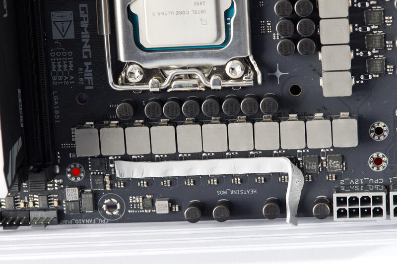 ASUS ROG Strix Z890 F Gaming WIFI VRM Spannungsversorgung 2 ASUS ROG Strix Z890 F Gaming WIFI VRM Spannungsversorgung 2