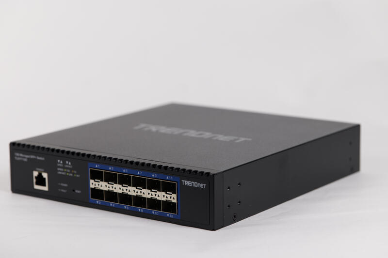 TRENDnet TL2 F7120 10GBE Switch TRENDnet TL2 F7120 10GBE Switch