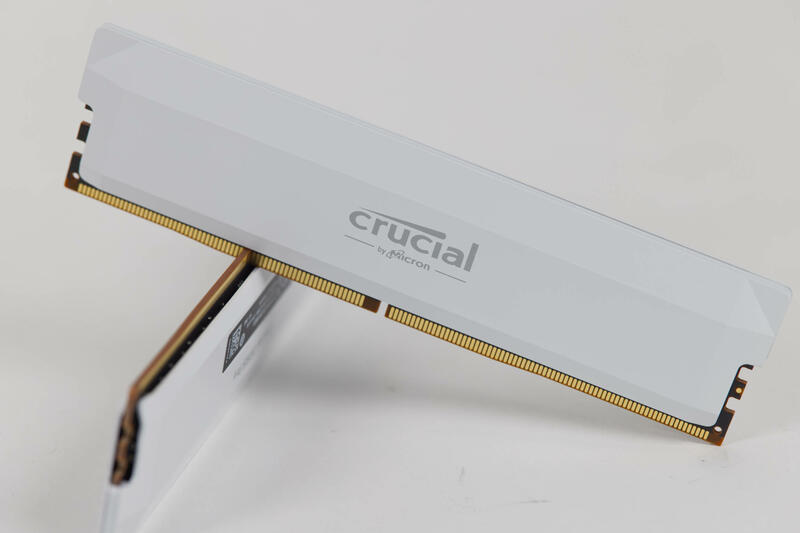 Crucial DDR5 Pro Overclocking DDR5 RAM Design Crucial DDR5 Pro Overclocking DDR5 RAM Design