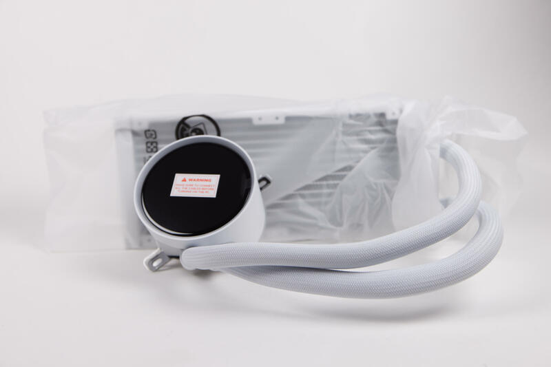 NZXT Kraken Elite 240 RGB Pumpenblock NZXT Kraken Elite 240 RGB Pumpenblock