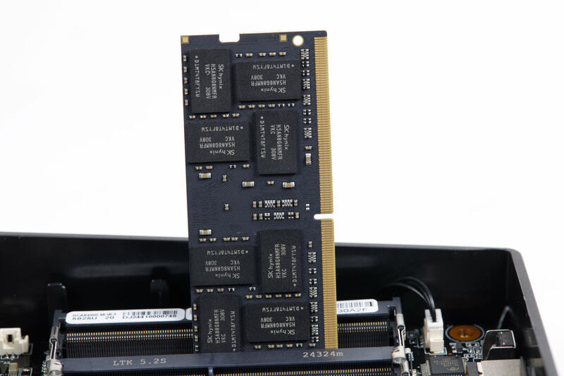Nipogi AM06 Pro Mini PC 15 GB DDR4 SODIMM SKhynx Nipogi AM06 Pro Mini PC 15 GB DDR4 SODIMM SKhynx