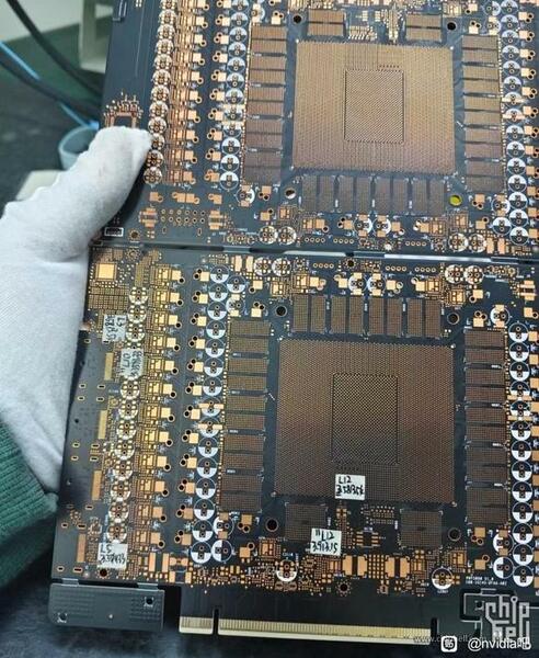 NVIDIA RTX 5090 PCB Leak ohne Komponenten NVIDIA RTX 5090 PCB Leak ohne Komponenten