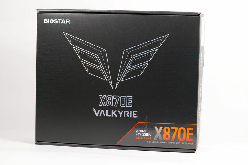 BIOSTAR X870E Valkyrie Verpackung BIOSTAR X870E Valkyrie Verpackung