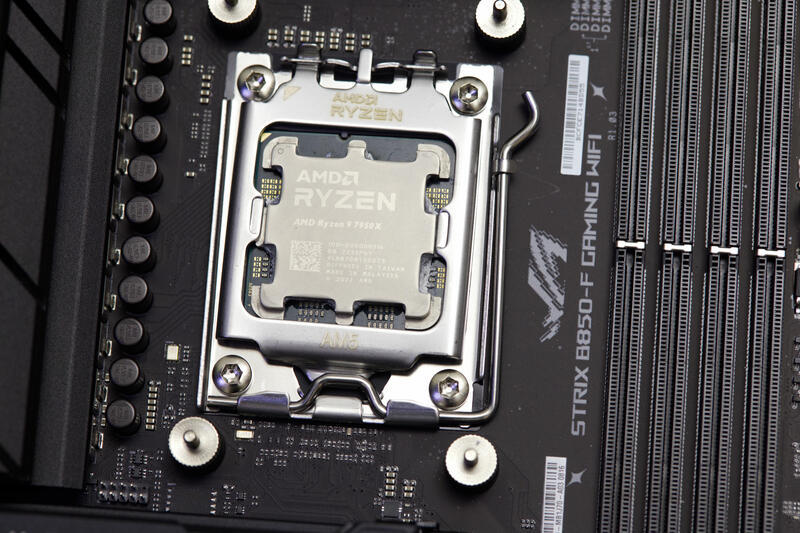 AMD AGESA 1.2.0.3e BIOS behebt TPM-Sicherheitslücke und bringt Ryzen 7 9700F Unterstützung