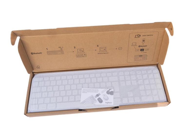 Logitech Keys S for Mac Verpackung innen Logitech Keys S for Mac Verpackung innen