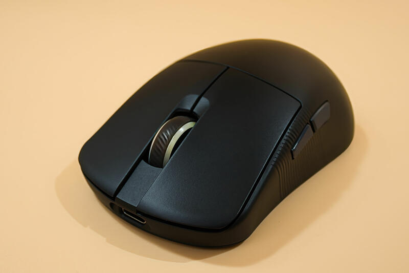 ROG Harpe ACE MINI Maus Beleuchtung Gelb ROG Harpe ACE MINI Maus Beleuchtung Gelb