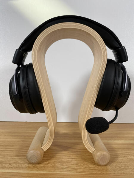 PowerColor ALPHYN AH10 Wireless 002 Headset Front PowerColor ALPHYN AH10 Wireless 002 Headset Front