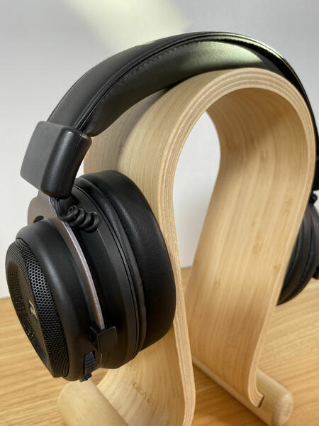 PowerColor ALPHYN AH10 Wireless 006 Headset PowerColor ALPHYN AH10 Wireless 006 Headset