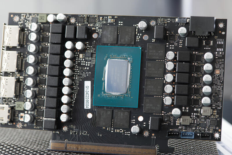 KFA2 GeForce RTX 5080 1Click OC PCB Front mit GPU KFA2 GeForce RTX 5080 1Click OC PCB Front mit GPU