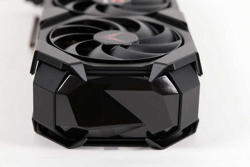 PowerColor Radeon RX 9070 XT Red Devil Designelemente 2 PowerColor Radeon RX 9070 XT Red Devil Designelemente 2
