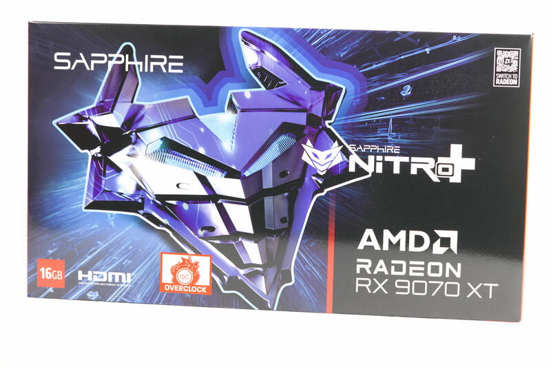 Sapphire Radeon RX 9070 XT Nitro+Verpackung Sapphire Radeon RX 9070 XT Nitro+Verpackung
