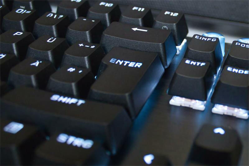 Corsair K70 RGB TKL Entertaste Detail Corsair K70 RGB TKL Entertaste Detail