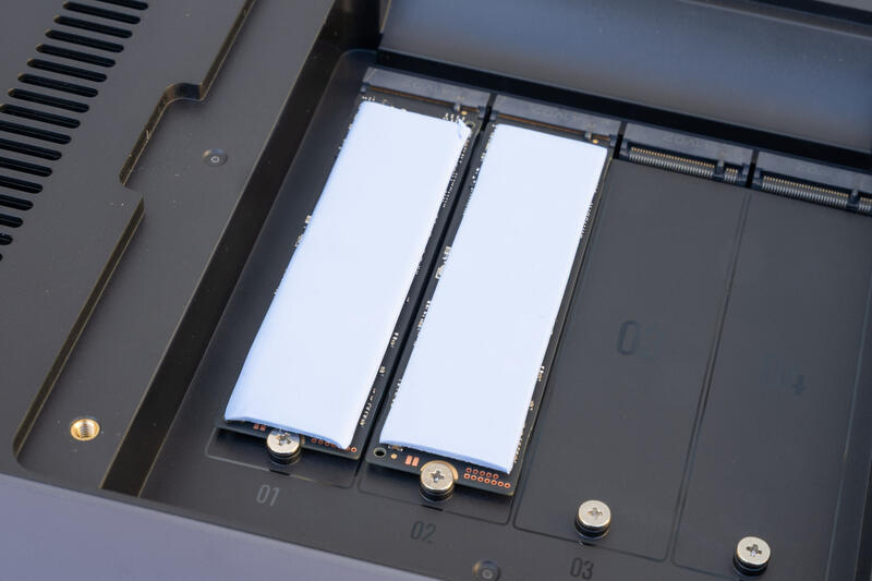 Ugreen DXP480T Plus NVMe SSDs