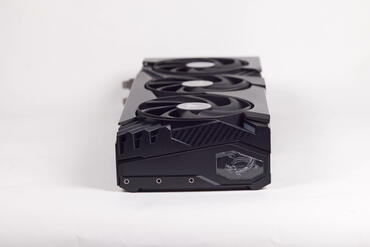 MSI GeForce RTX 5070 Ti Vanguard Seitenansicht 2