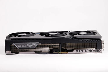 MSI GeForce RTX 5070 Ti Vanguard Seitenansicht