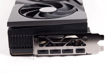 MSI GeForce RTX 5070 Ti Vanguard Anschlüsse
