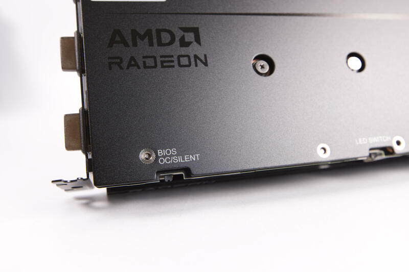 PowerColor Radeon RX 9060 XT Hellhound Dual BIOS Switch PowerColor Radeon RX 9060 XT Hellhound Dual BIOS Switch