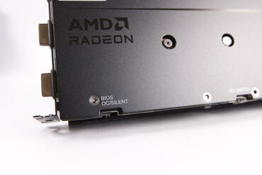 PowerColor Radeon RX 9060 XT Hellhound Dual BIOS Switch
