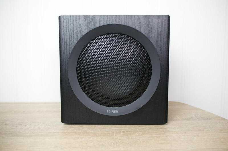 EDIFIER CX7 2.1 S Subwoofer Front EDIFIER CX7 2.1 S Subwoofer Front