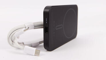 Kuxiu S2 Solid State Powerbank Lieferumfang